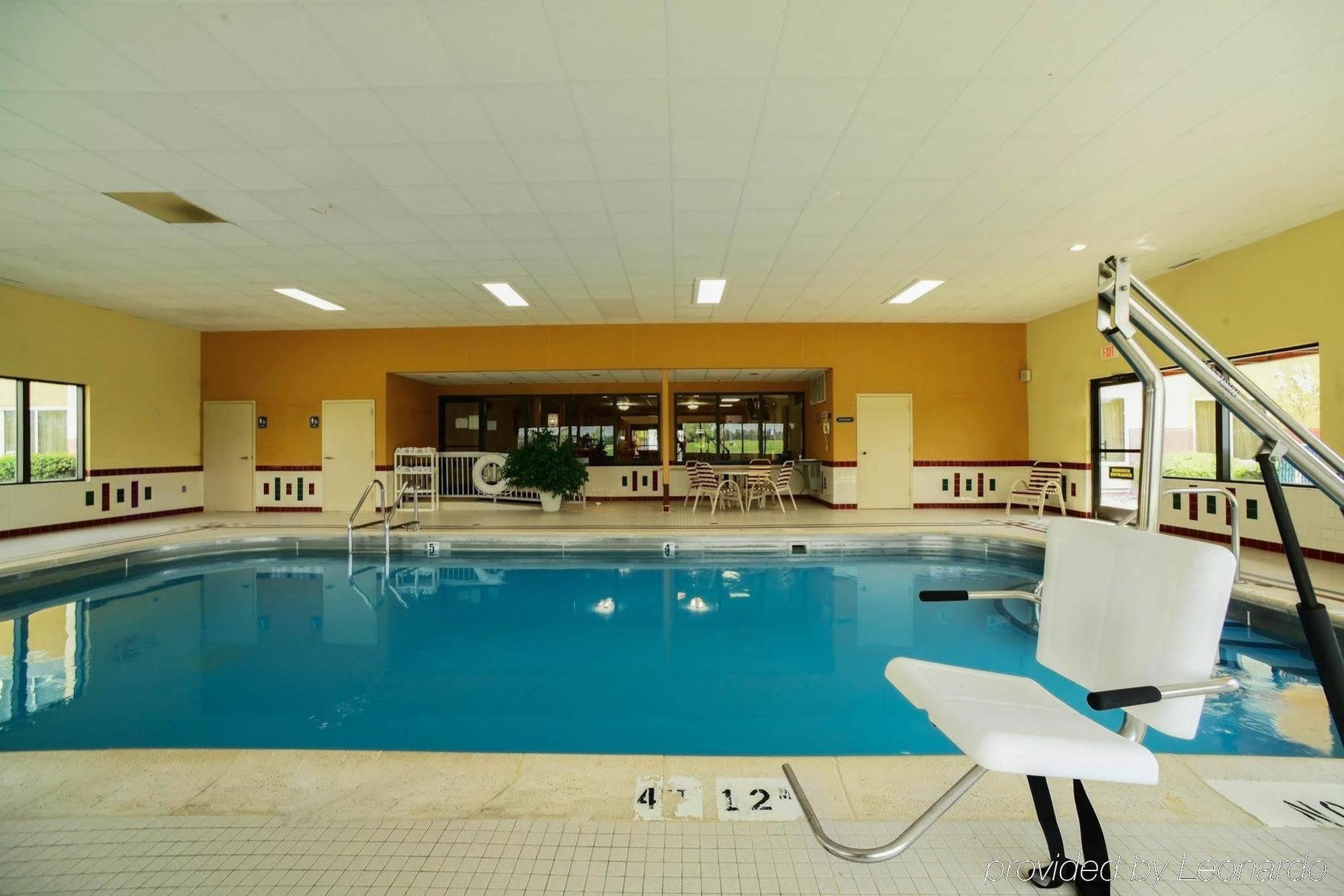 Baymont By Wyndham Marion Hotel Luaran gambar